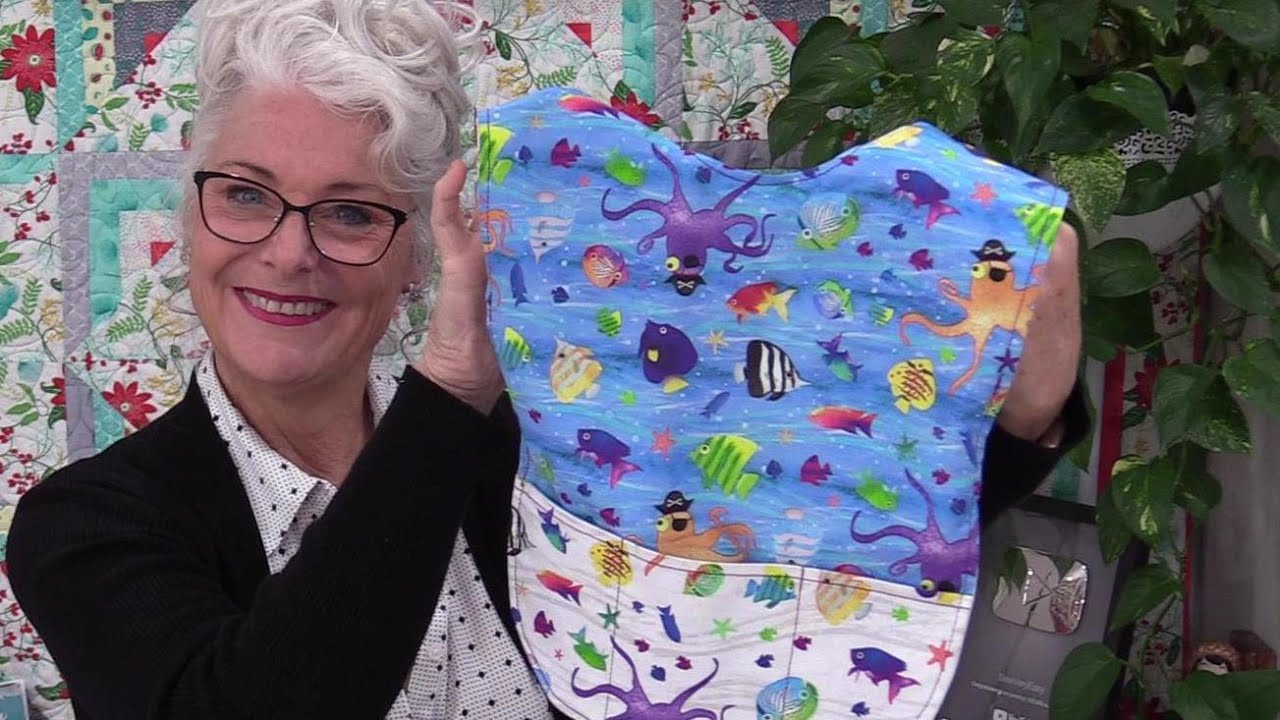 Free Pattern for a Little Artist Apron or Bib