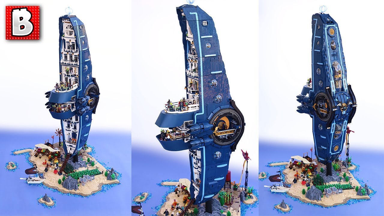 GIANT LEGO Spaceship picks up some Organic Produce! TOP 10 MOCs