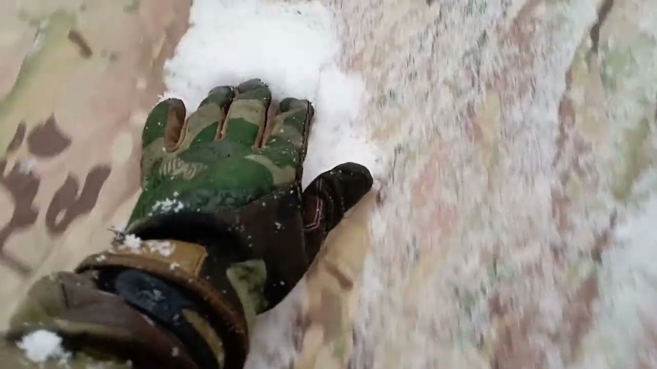 Wł&oacute;czykij Filipek oraz tarp Helikon Tex small camogrom Multicam rękawice Mechanix Bushcraft