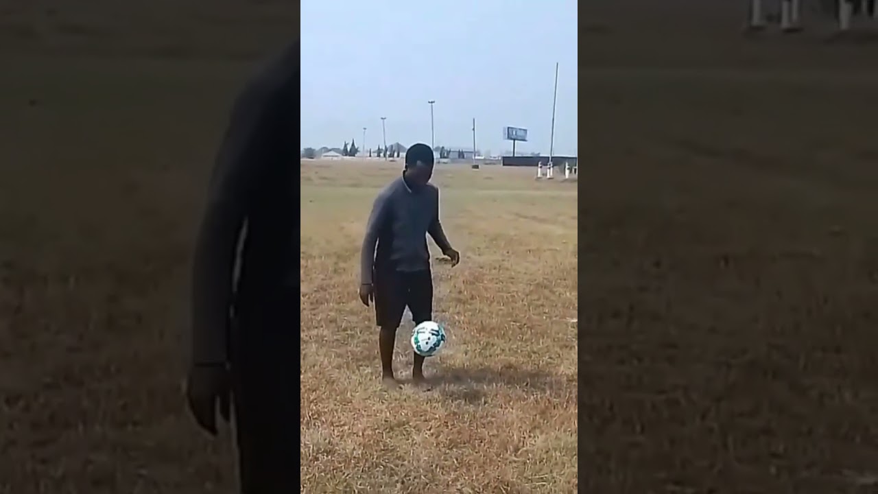 #freestylefootball #iamafreestyler #skillz #freestylesoccer #soccer #footballskills #futbolskills