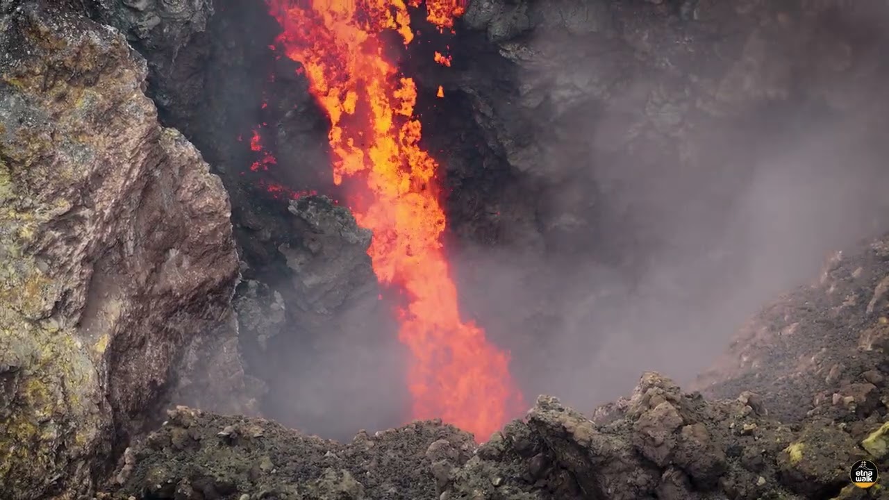 Etna Eruption - Lava flow from Voragine Crater into Northeast Crater [7/7/2026]