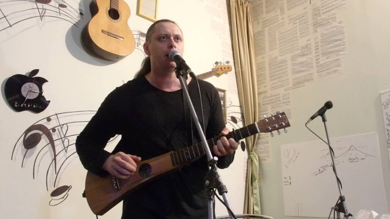 Михаил Елизаров. 