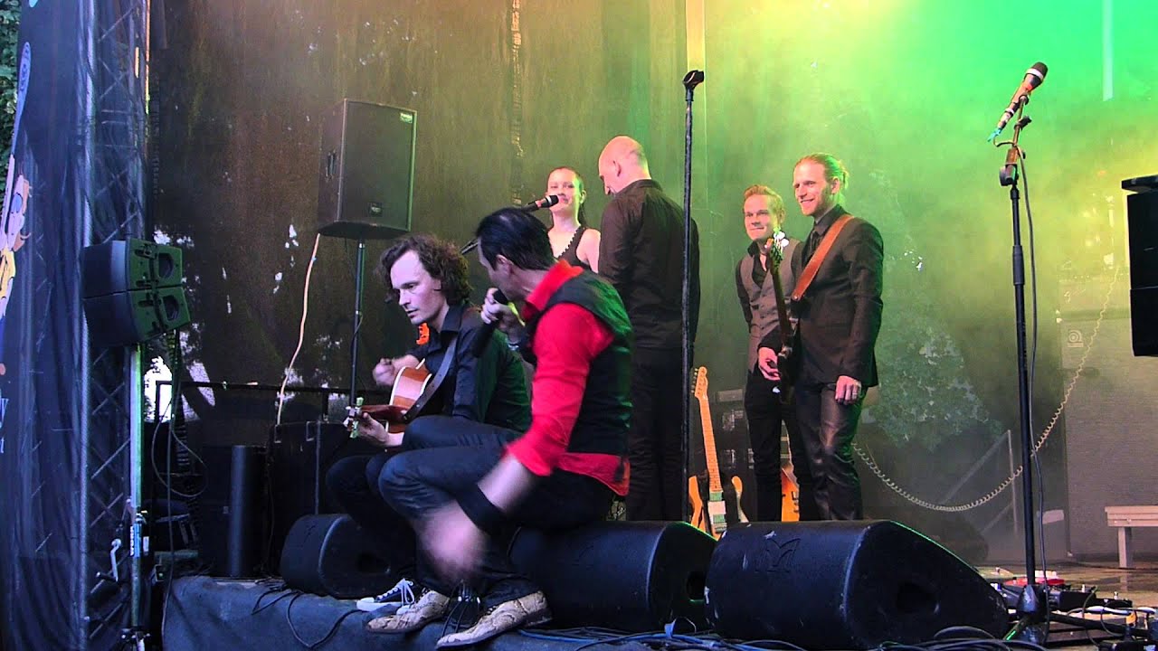 Lauri Tähkä & Revohka - Keskeltä Merivesi Lainehti