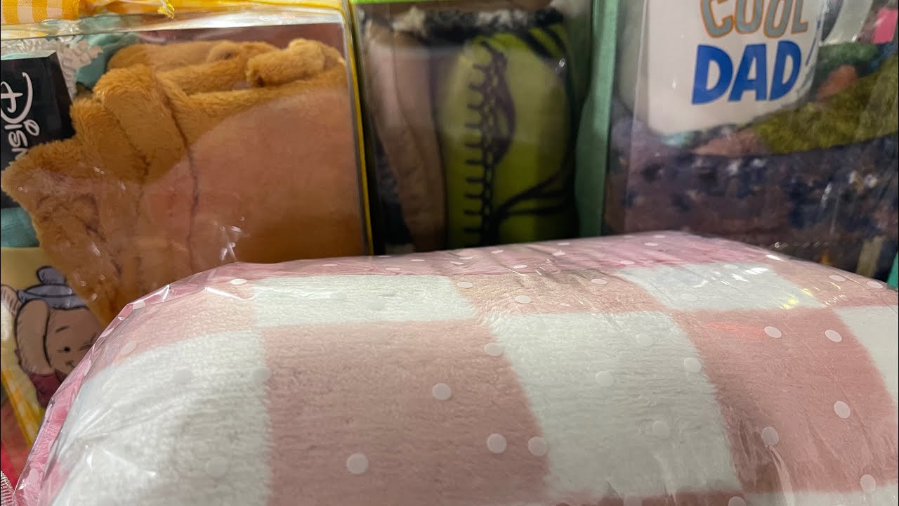 The Road To the Holidays || 4 Gift Ideas || Let’s Move Some Inventory || #giftideas #christmas 