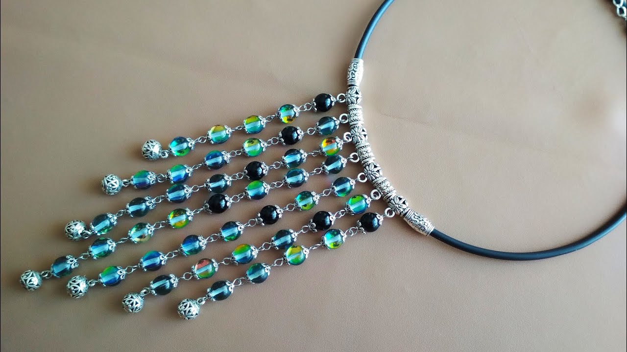 Necklace. Колье-галстук