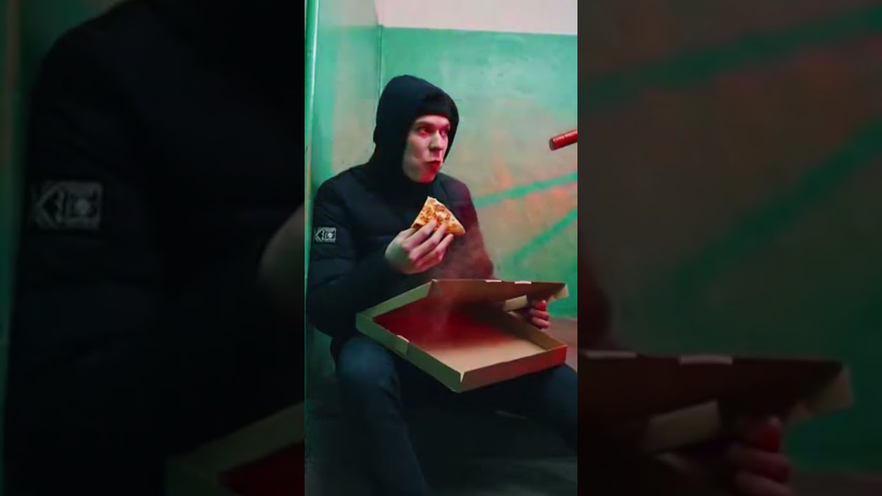 САМЫЙ ГЛУПЫЙ ГРАБЕЖ НА СВЕТЕ 😂🍕 #shorts #fail #russia