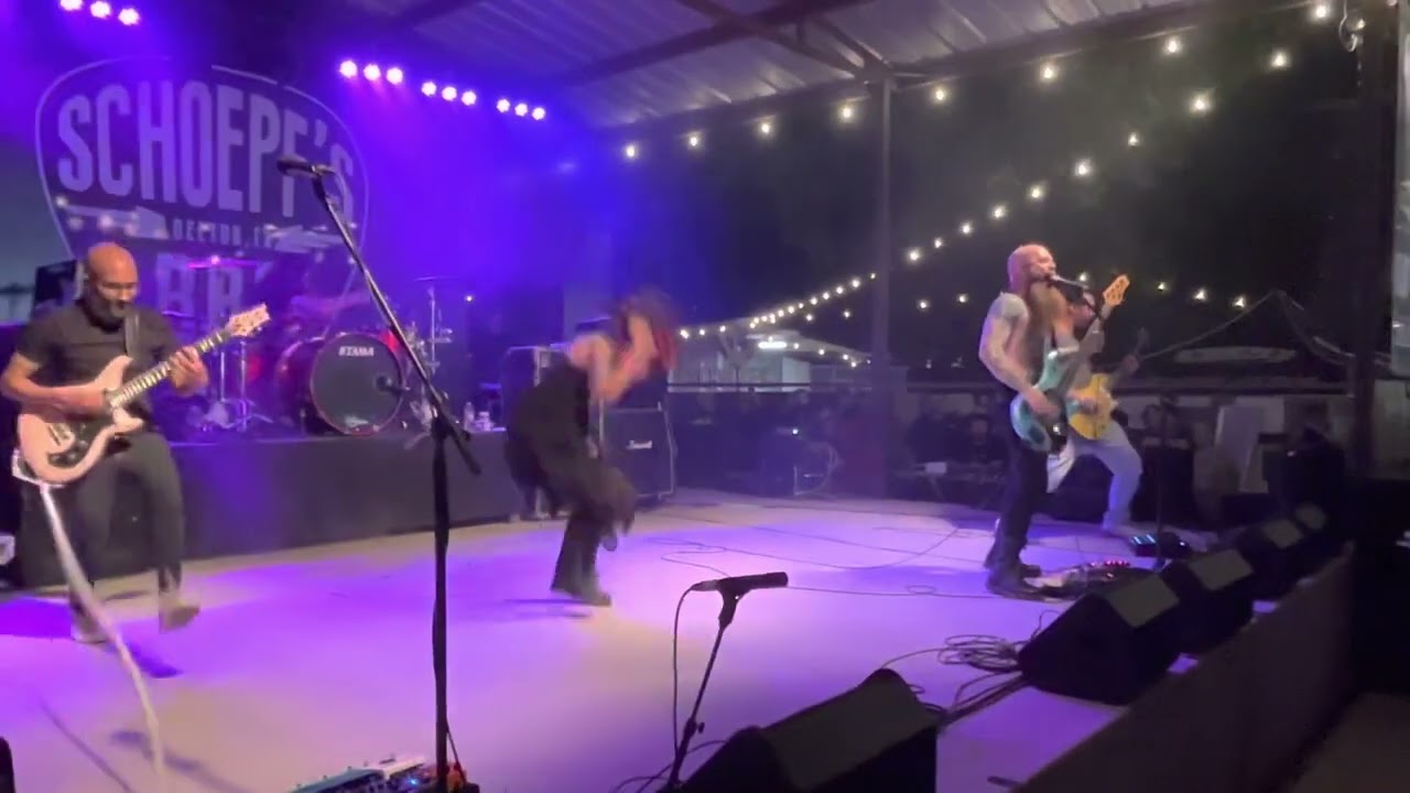 Flyleaf w Lacey Sturm - Cassie - Live in Belton Tx