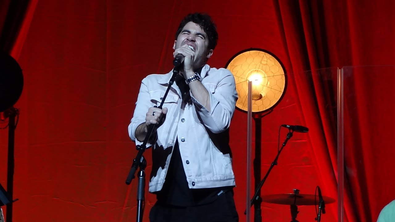 Darren Criss - Hopelessly Devoted To You Live (San Francisco)