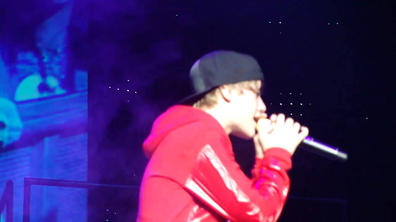 Down to Earth- Justin Bieber Staples Center