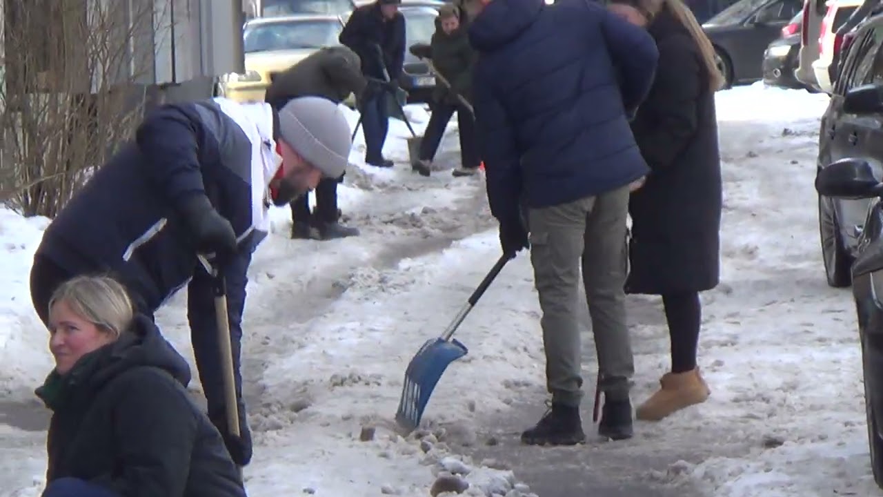 Pagarba Šauniems Taikos pr. 62, Kaunas, Gyventojams Ir Atviras Spjūvis 