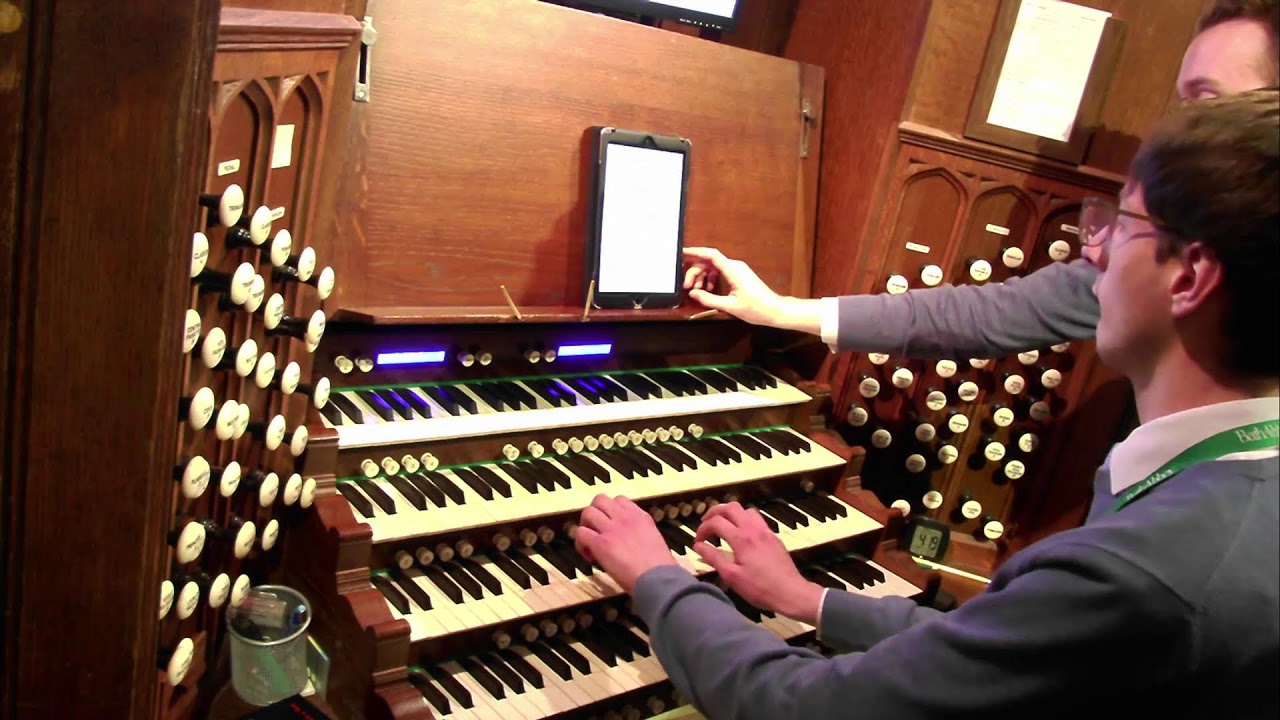 15:30 Choral Evensong