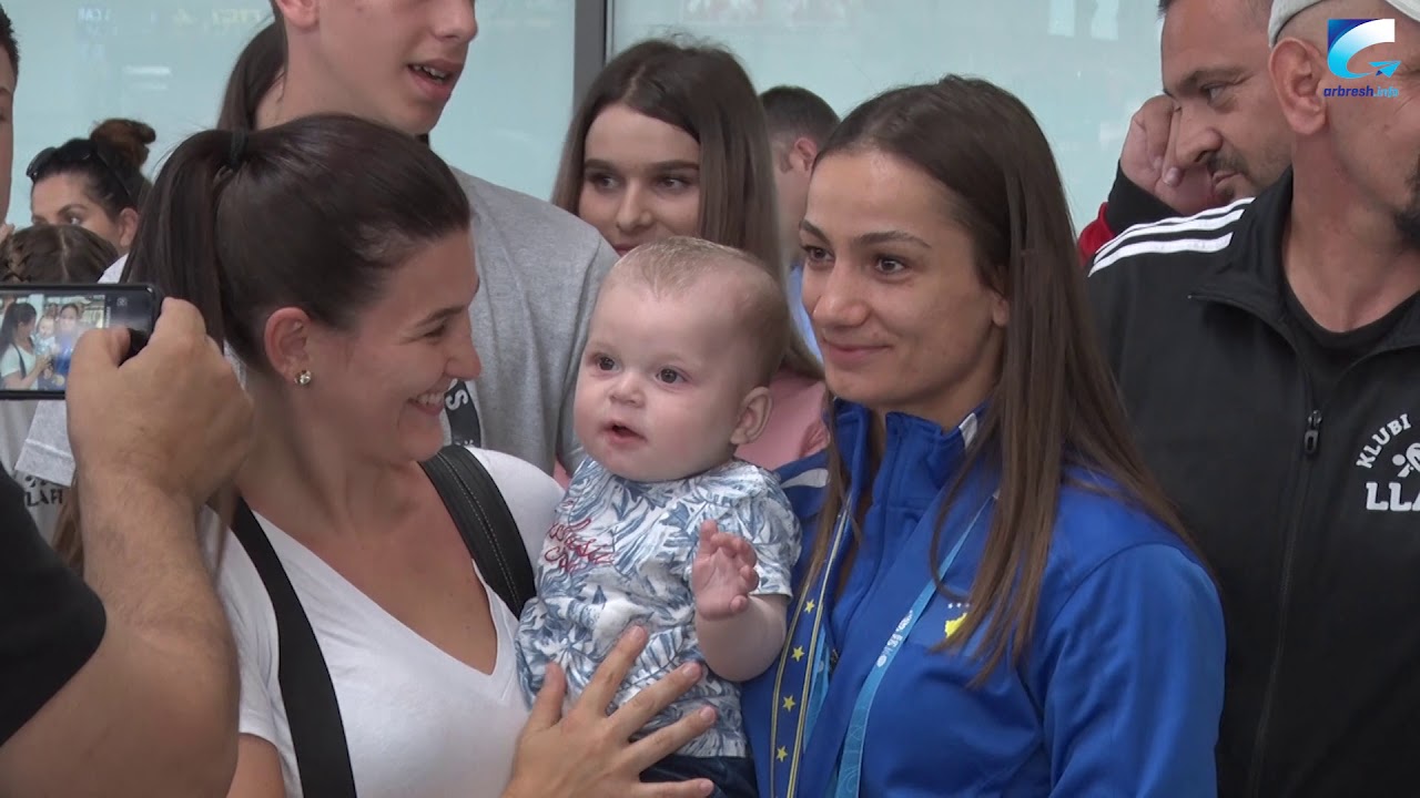Majlinda Kelmendi, Nora Gjakova dhe Distria Kransniqi kthehen nga Minsku i Bjellorusisë