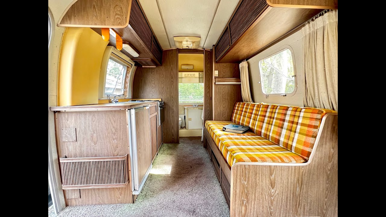 TRZEBA ZOBACZYĆ! 50-letni ZNALEZIONY W STODOLE Airstream