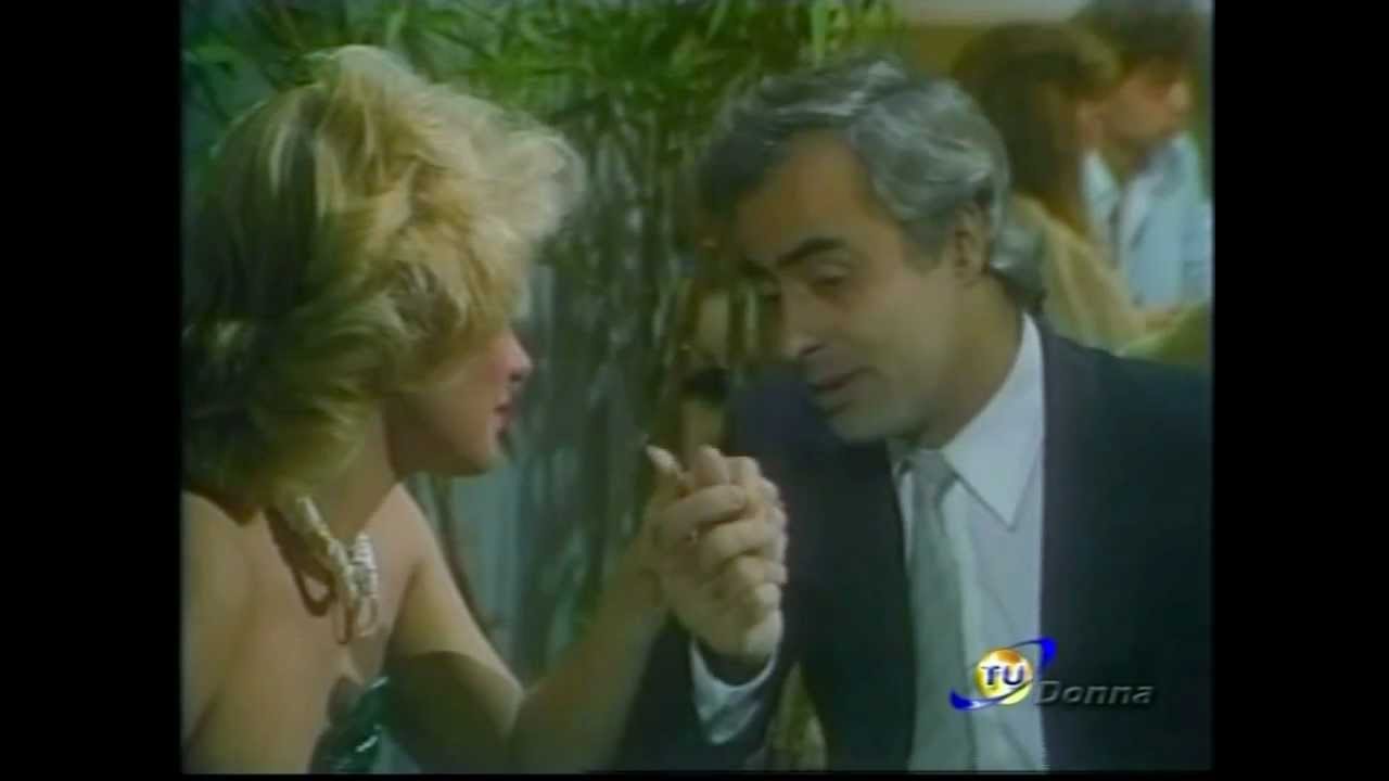 Leonela (1984) - Leonela sorprende Pedro Luis con Lorena HQ