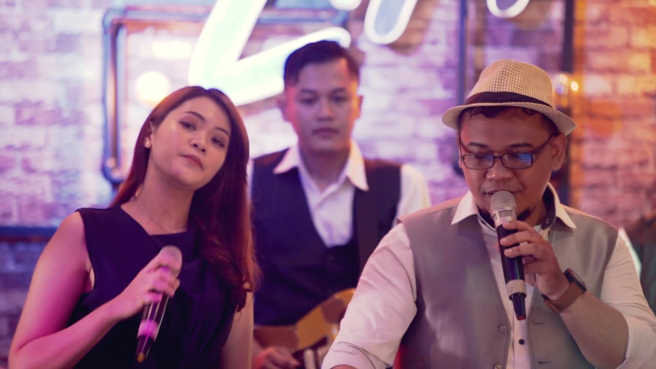 Cruisin' - cover by ESPRESSIVO BAND