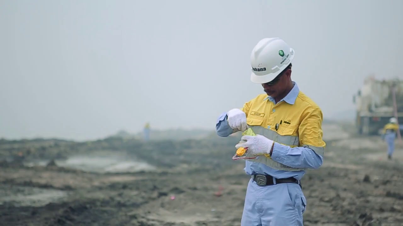 COMPANY PROFILE PT DAHANA (Persero)