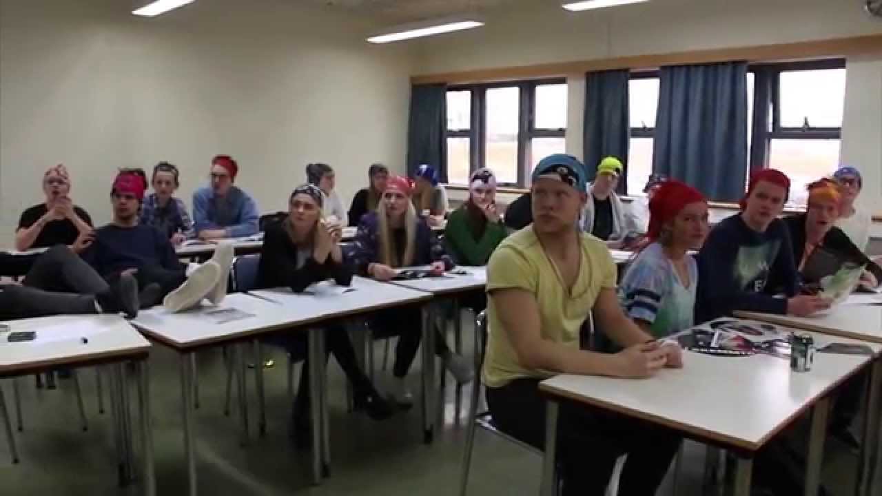12:00 - Fj&oacute;r&eth;i &thorn;&aacute;ttur 2013-2014