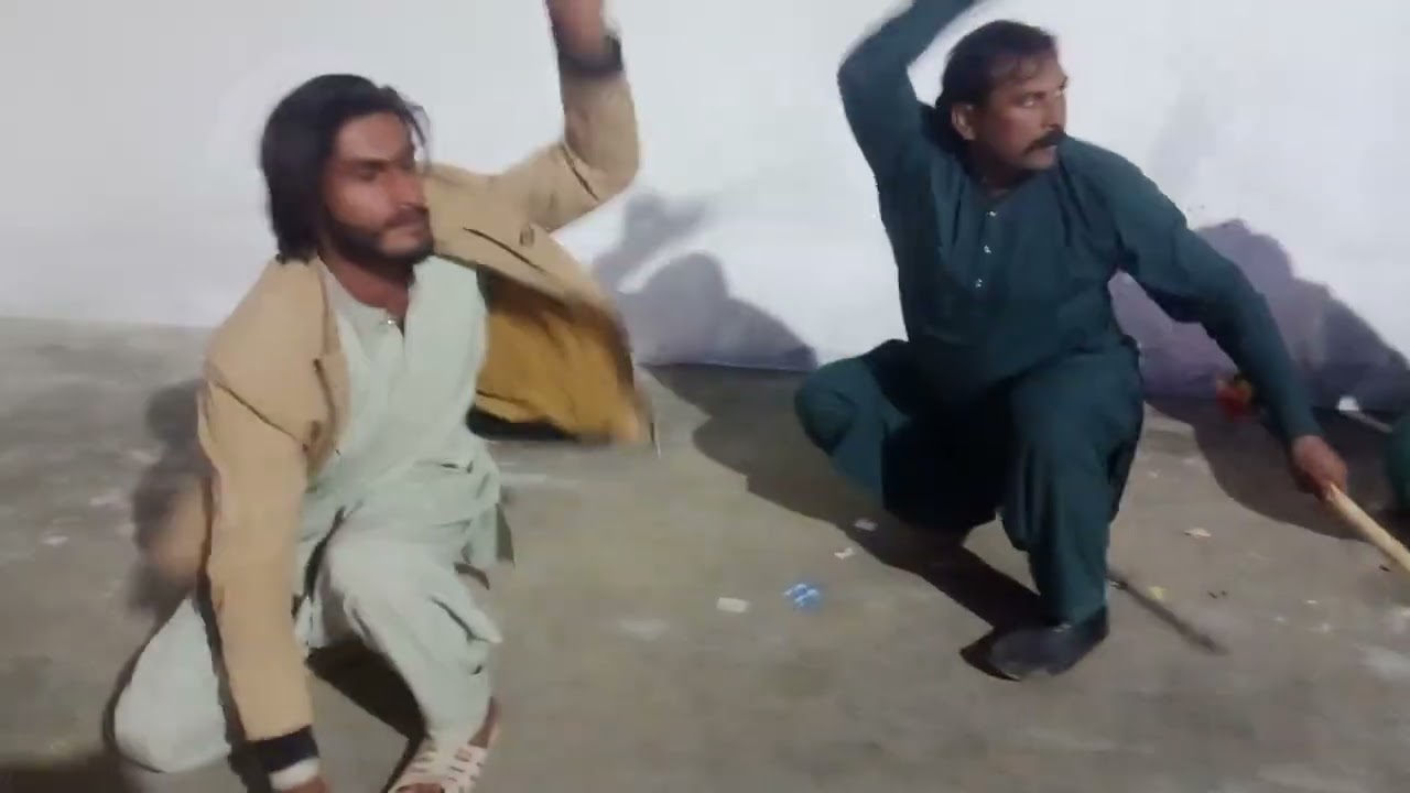 Kabhi aap log bhi hamen bolna hai apni shaadi per
