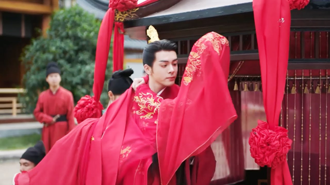 公主嫁到王爷家，王爷都舍不得让她脚沾地！💄嘉南传 Rebirth For You#鞠婧祎#曾舜晞