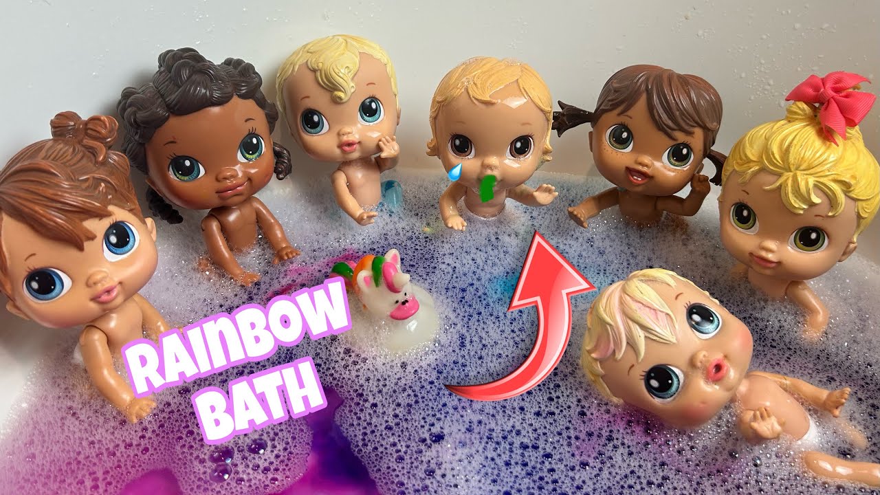 Baby alive crib life dolls Swimming in the Bath 🛁 rainbow bath 🌈 party and Mallory gets sick 🤢 