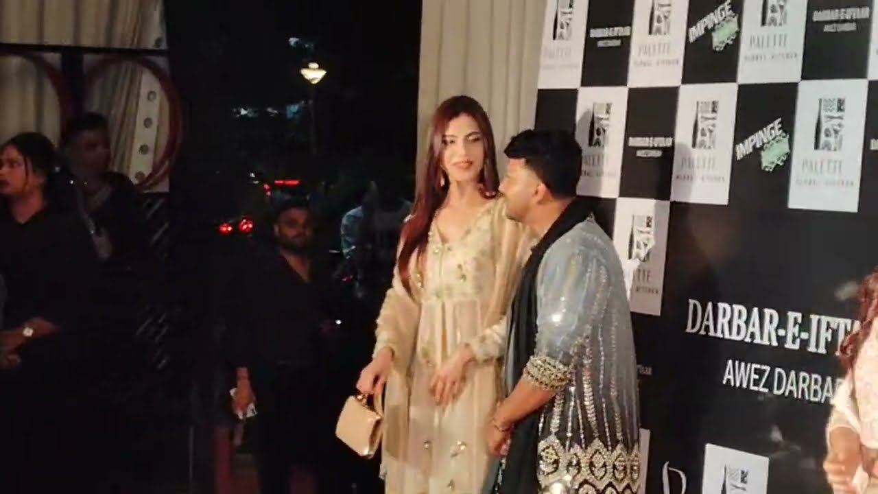 Darbar-e-Iftaar with Awez Darbar , Bajaj , Expected Ashnoor , Farrhana , Elvish and Others .