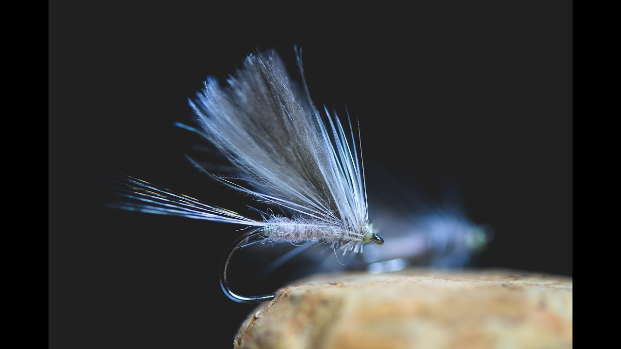 Fly Tying The Duck's Dunn 'Large Dark Olive'