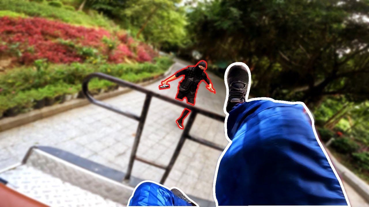 Bad Guy Chasing Me On Water Park ( Action POV )