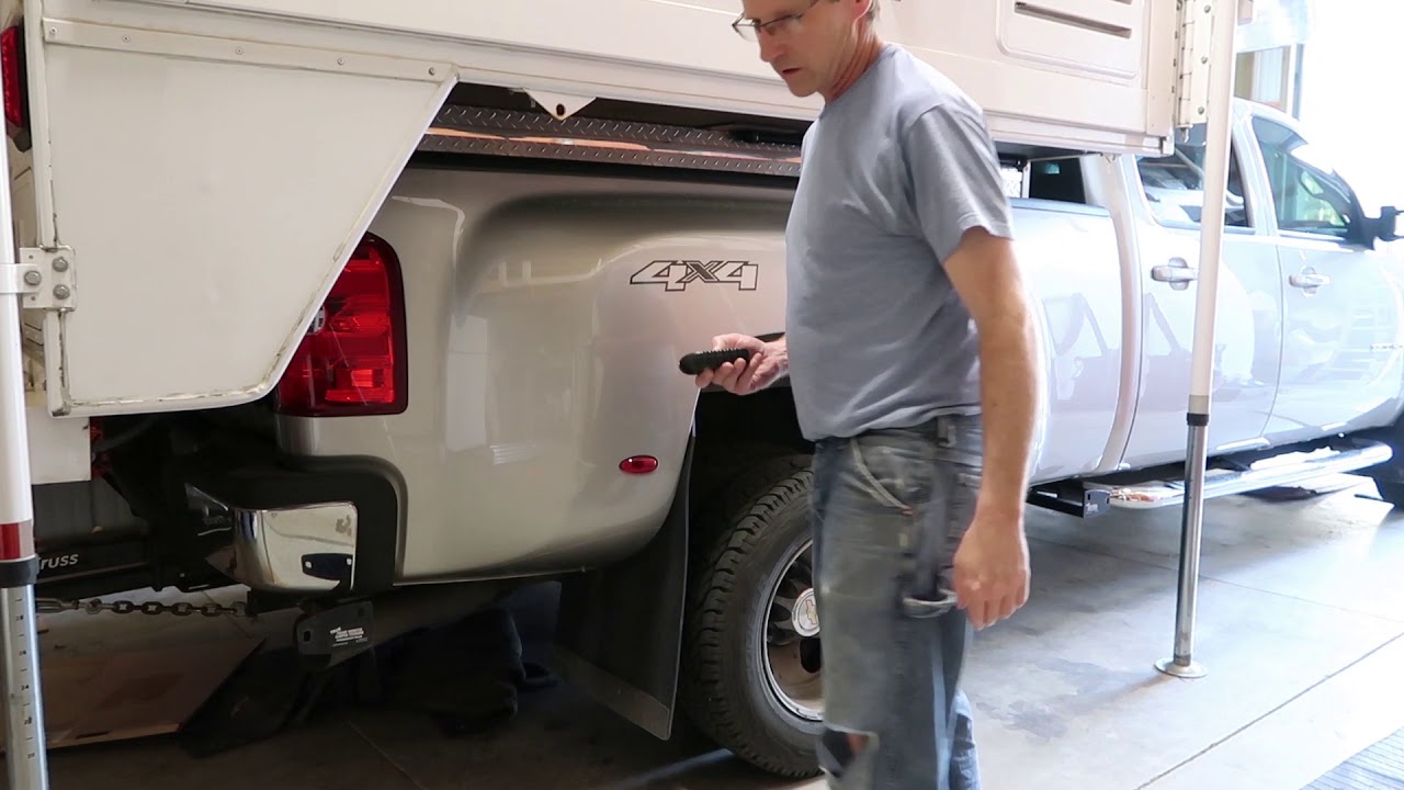Unloading a Truck Camper - Step by Step Process | Arctic Fox 811