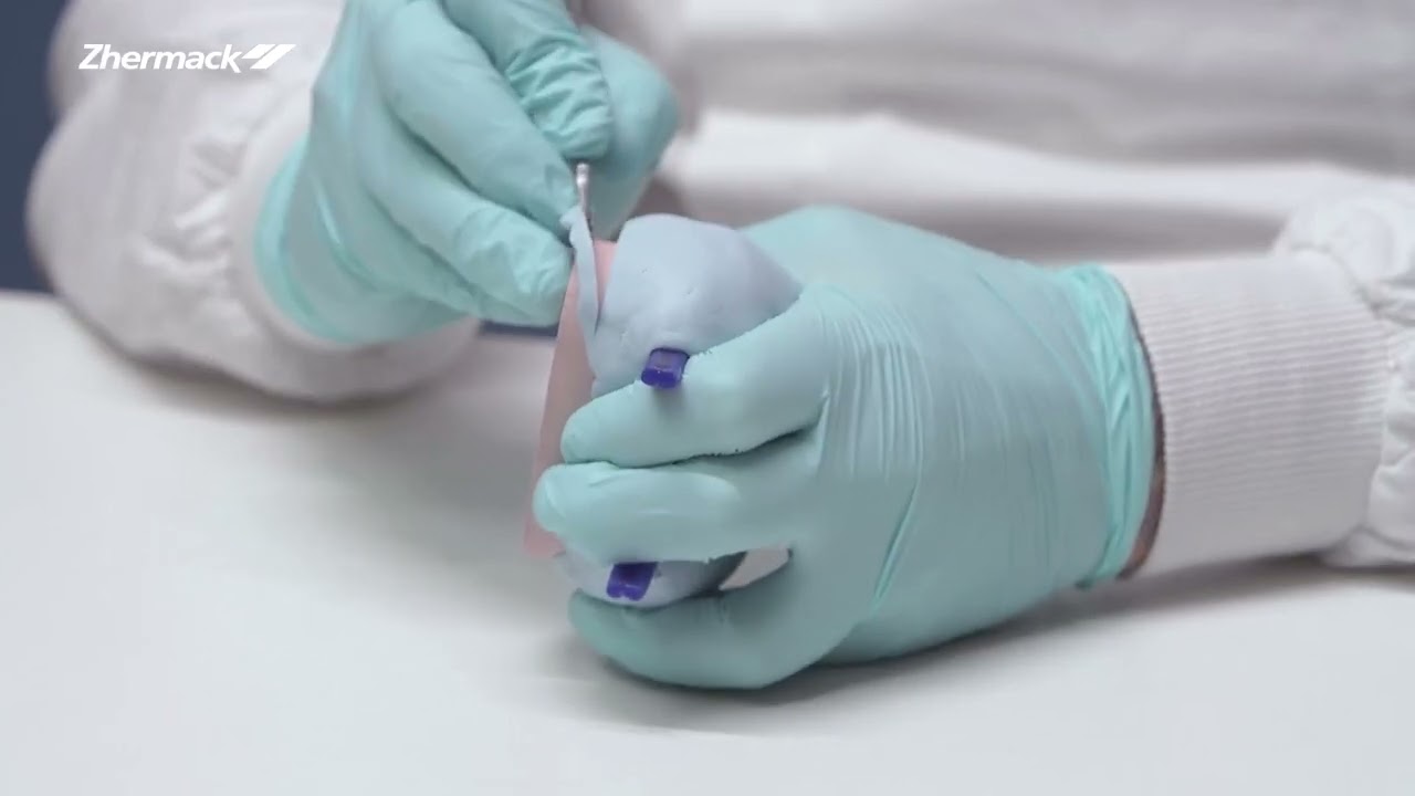 Lab Procedure for Removable Prosthesis with cold-curing resins and silicones for masks - Flasking