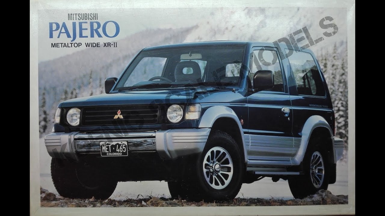 Обзор Mitsubishi Pajero Metaltop Wide XR-II Aoshima 1/24 (сборные модели)