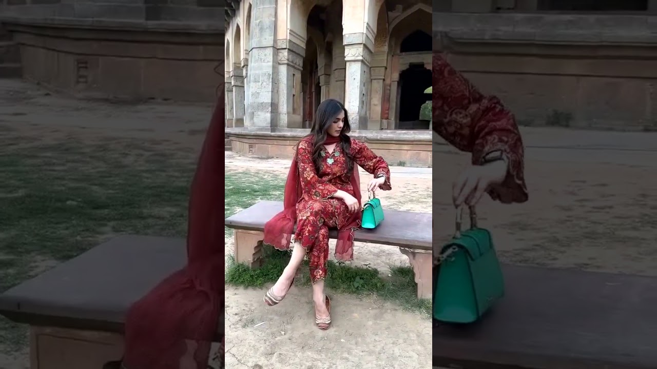 Maria maroon contrast green scallops cordset paired with Kota doriadupatta size :38 40 42 44 Booknow