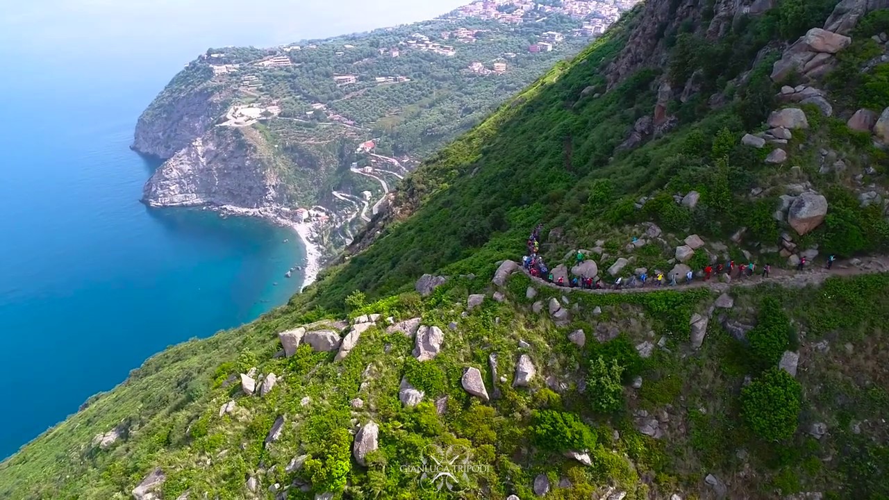 Sentiero del Tracciolino, Calabria, bellissime immagini panoramiche HD.