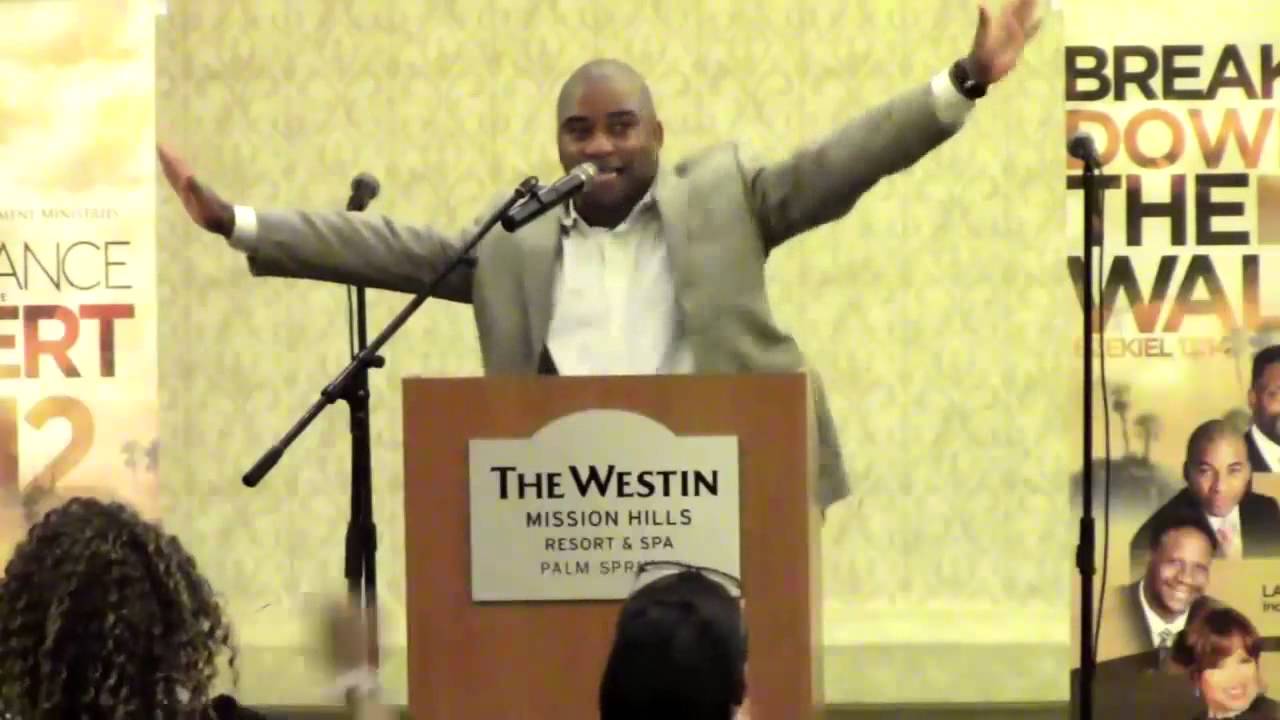 Apostolic Preaching -David Hollis "Bone 2 Bone"