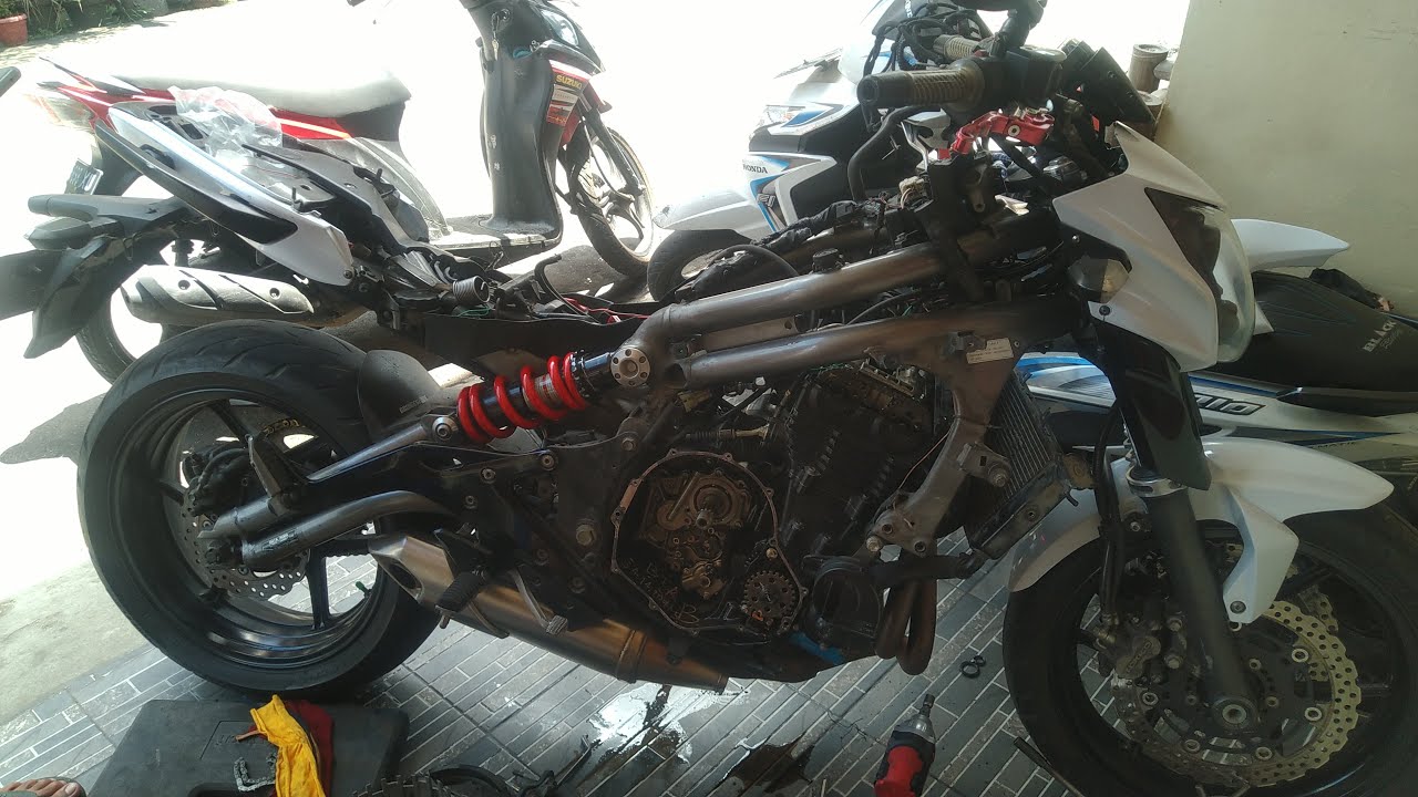 service ringan ER6N | bongkar pompa oli ER6N | er6n rpm bawah brisik seting kawasaki ER6N