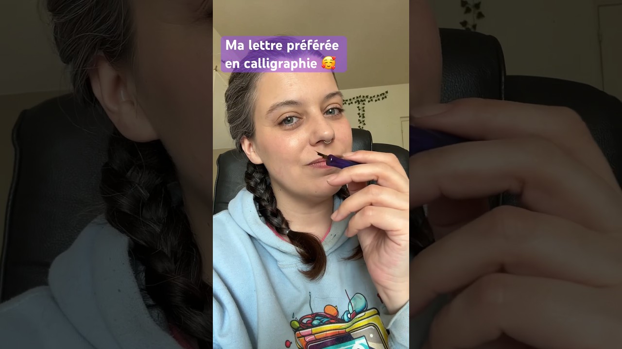 Entra&icirc;nement &agrave; la calligraphie - lettre minuscule k - Copperplate #calligraphy #calligraphie