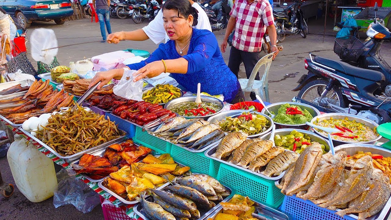 Taste of CAMBODIA ! The BEST Authentic KHMER Street EATS YOU Should TRY