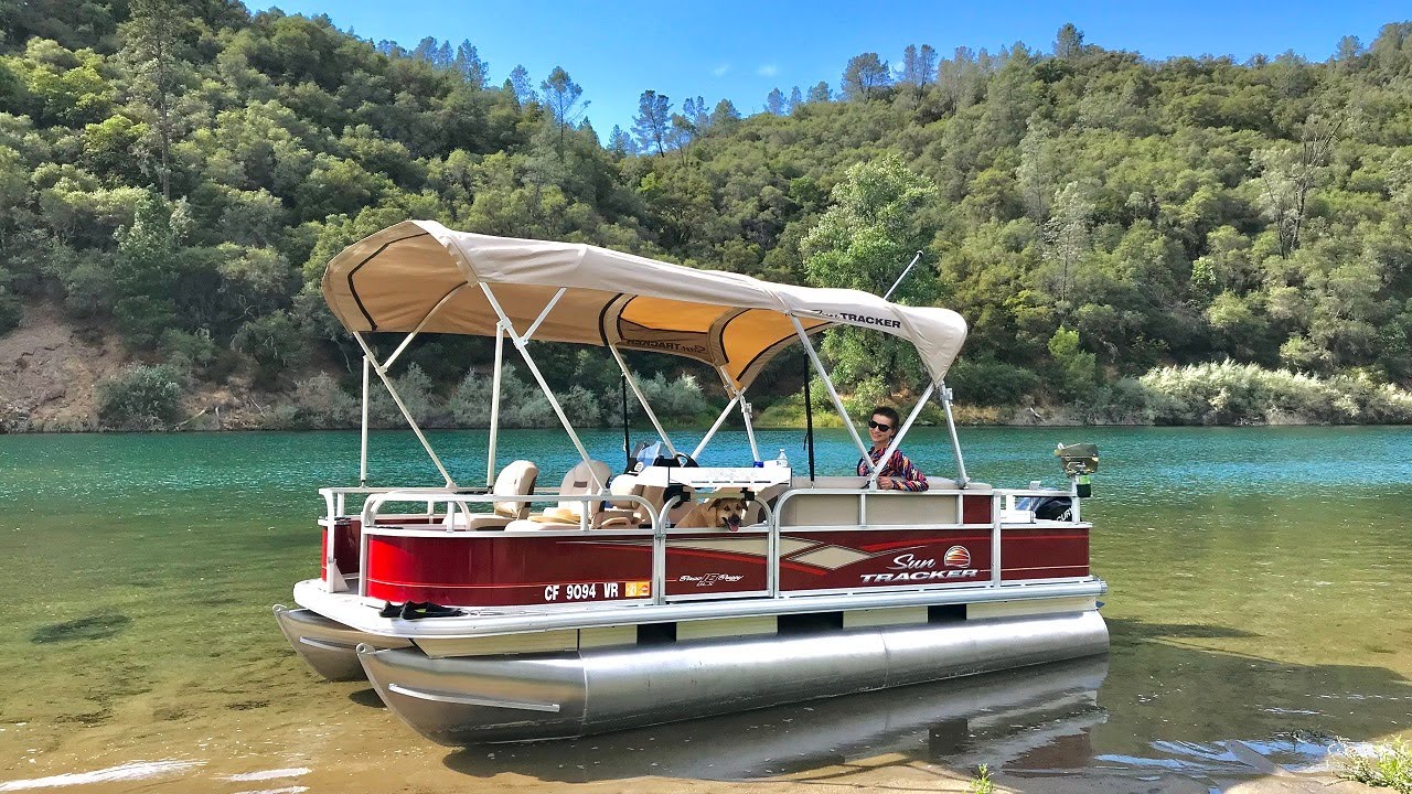 Курица барбекю, персиковая глазурь, сладкий картофель, спаржа, озеро Энглбрайт, Калифорния - Pont...