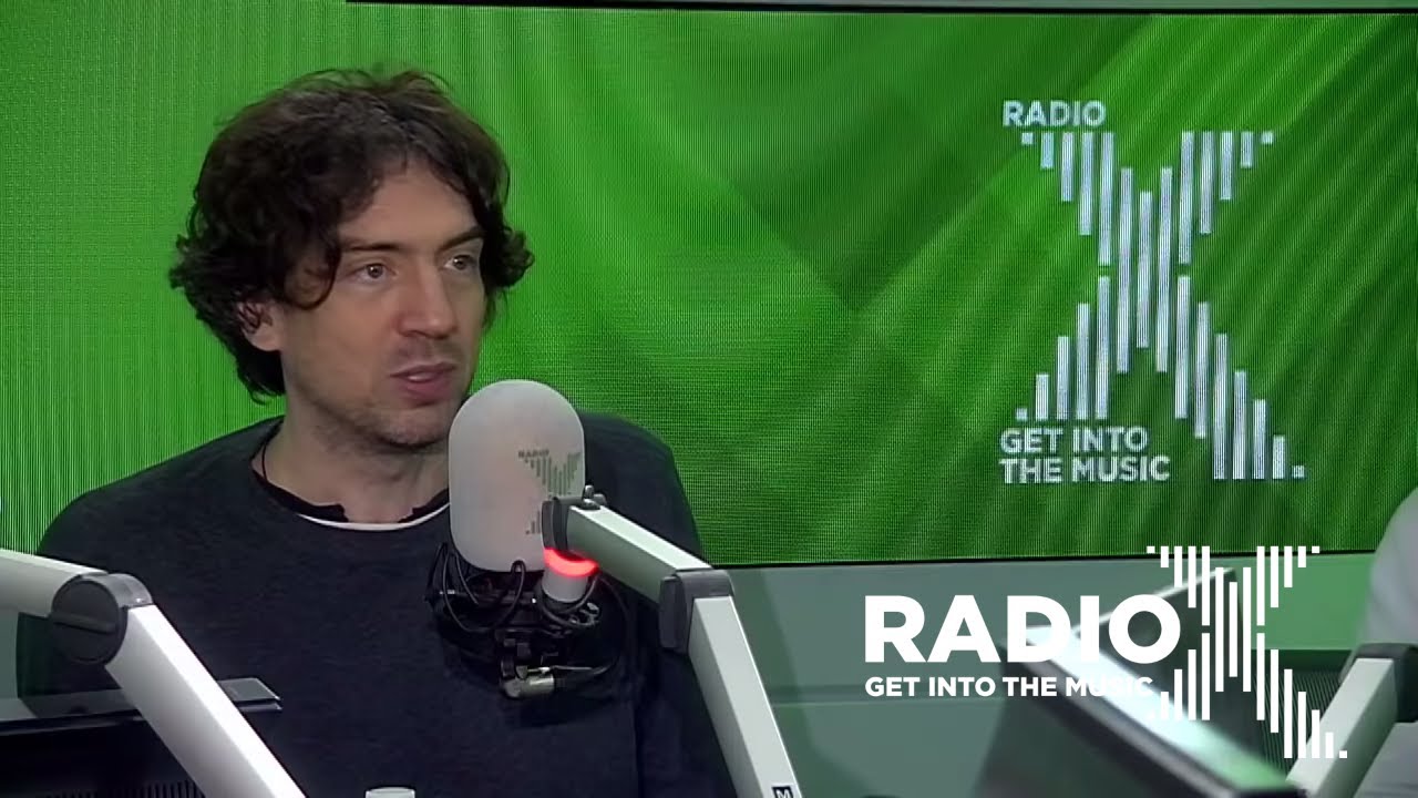 GARY LIGHTBODY (SNOW PATROL LEGEND!) IS LIVE ON THE SHOW!