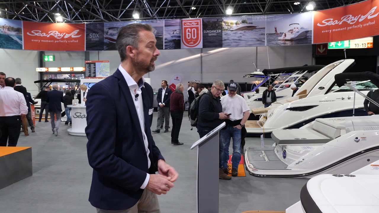 Sea Ray stand op de bootshow in Dusseldorf 2019 - Dutch