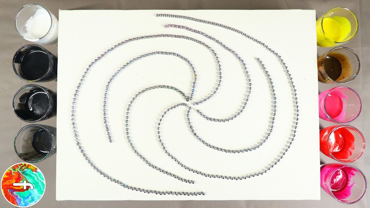 Acrylic pouring Starburst with chain - Chain pull technique - fluidcomet