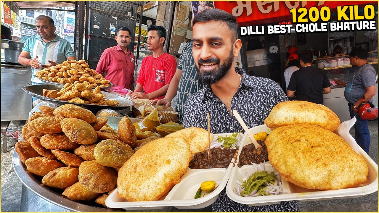 Gopal Ji Chole Bhature 😍 1996 se Dilli ka धुरंदर Nashta 🔥 Palak Paneer Chawal + Chole Bhature