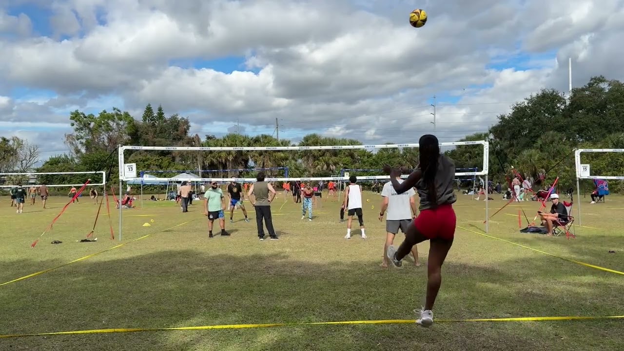 Touchin’ Grass 4s COED Tournament Fundraiser | Game 4 Set 1 and 2