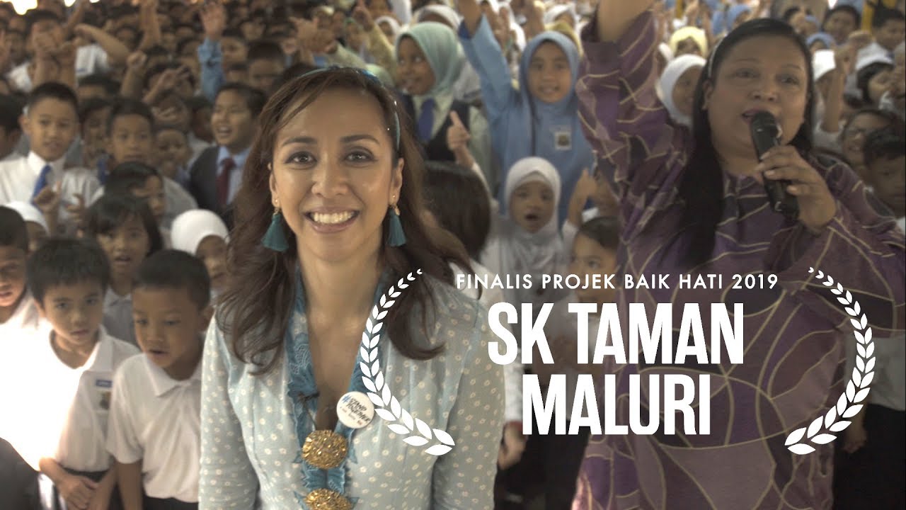 Selangor princess visits SK Maluri for kindness project | #StandTogether National Kindness Week