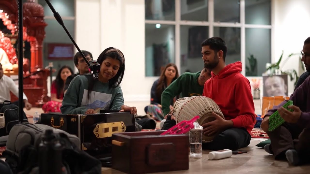 Sruti-Priya | Friday Night Kirtan | February 27th, 2026