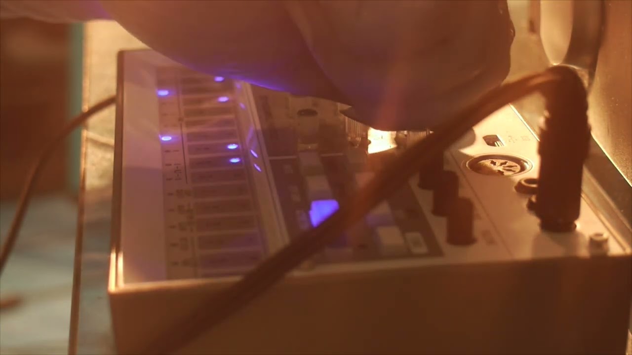 Hard Techno on Korg Volca Sample 2