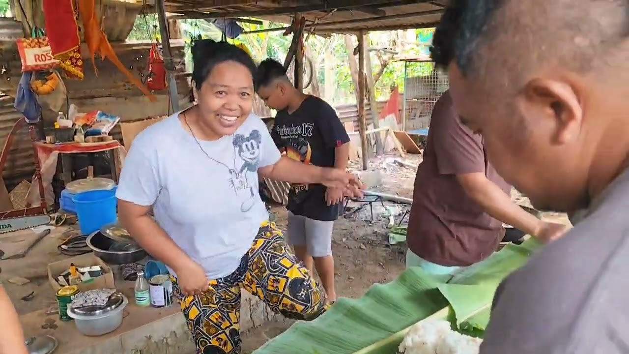 May Gulay na Laing, Inhaw na Liempo, bulanglang at Paksiw na Pata Happyto Birthday  Tito Emil