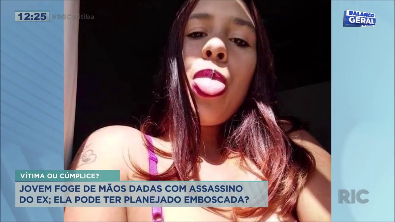 Jovem foge de mãos dadas com assassino do ex; ela pode ter planejado emboscada