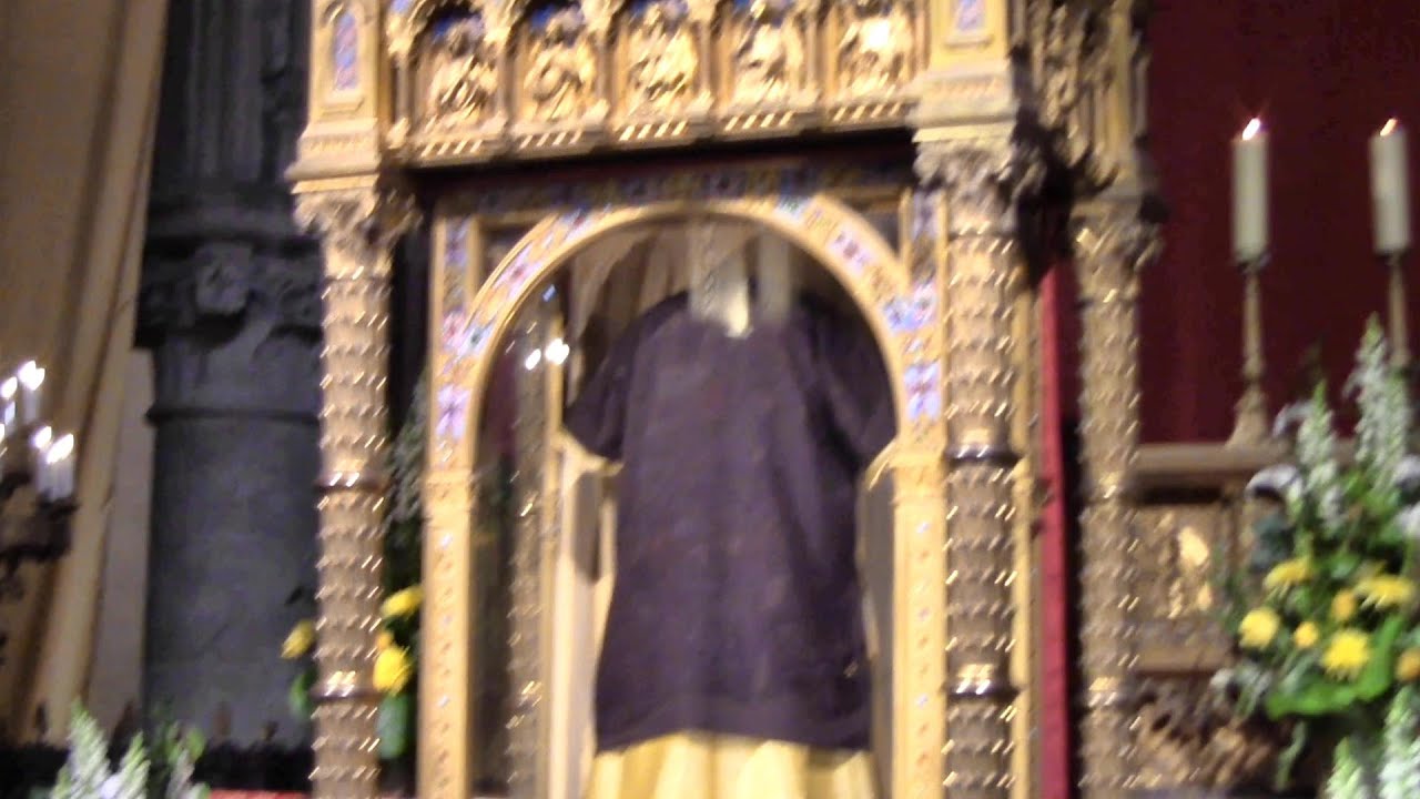 2408 07052025 L OSTENSION 2025 DE LA SAINTE TUNIQUE BASILIQUE ARGENTEUIL