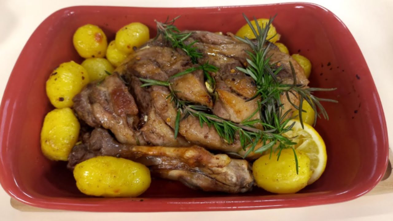 Rreze Dielli - Kofshë qingji me patate, ‘sekreti’ për shijen perfekte të recetes nga zonja Albana