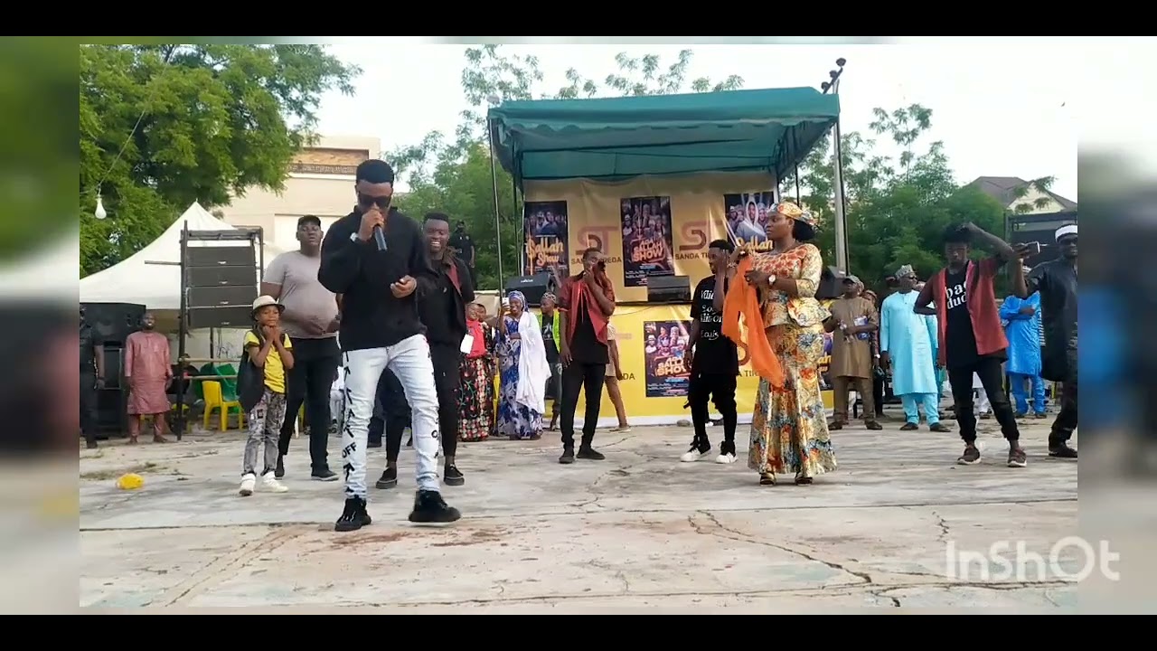 UMAR M SHARIF (SHOW SALLAH)